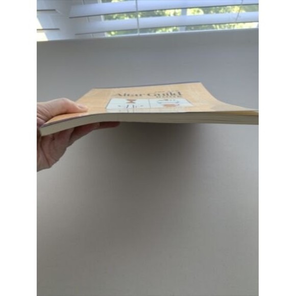 The New Altar Guild Book Large Print Edition by Betty Sturges and Barbara... - Picture 3 of 5